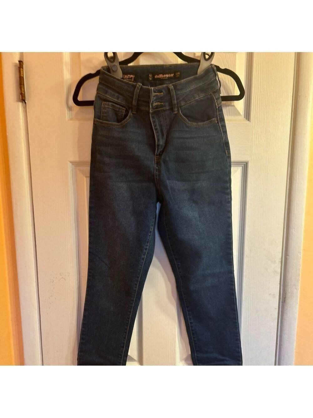 Dollhouse skinny jeans